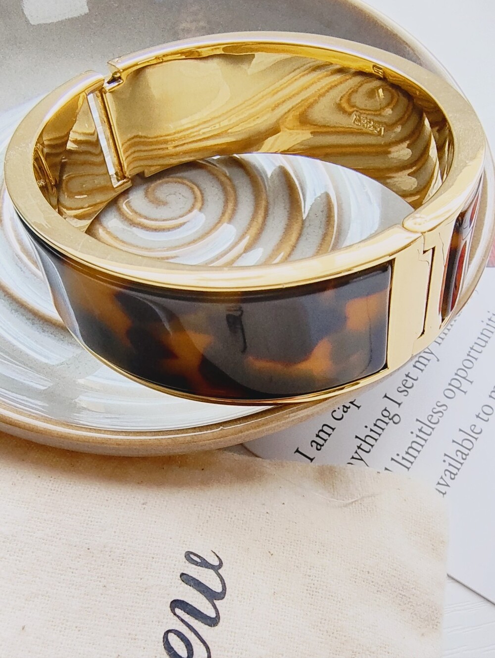J. Crew Tortoise clamp Gold-Tone Hinge Bracelet